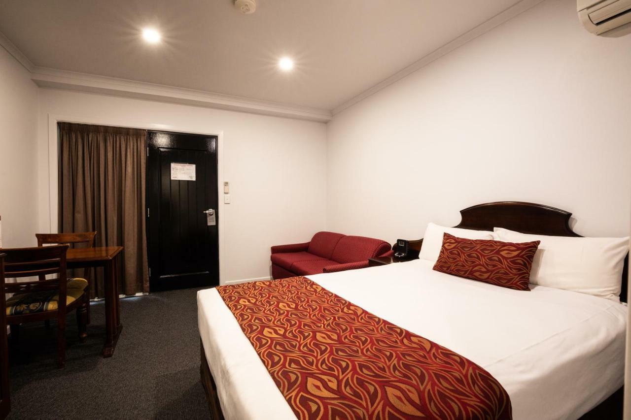 Hotel Settlers Biloela Buitenkant foto