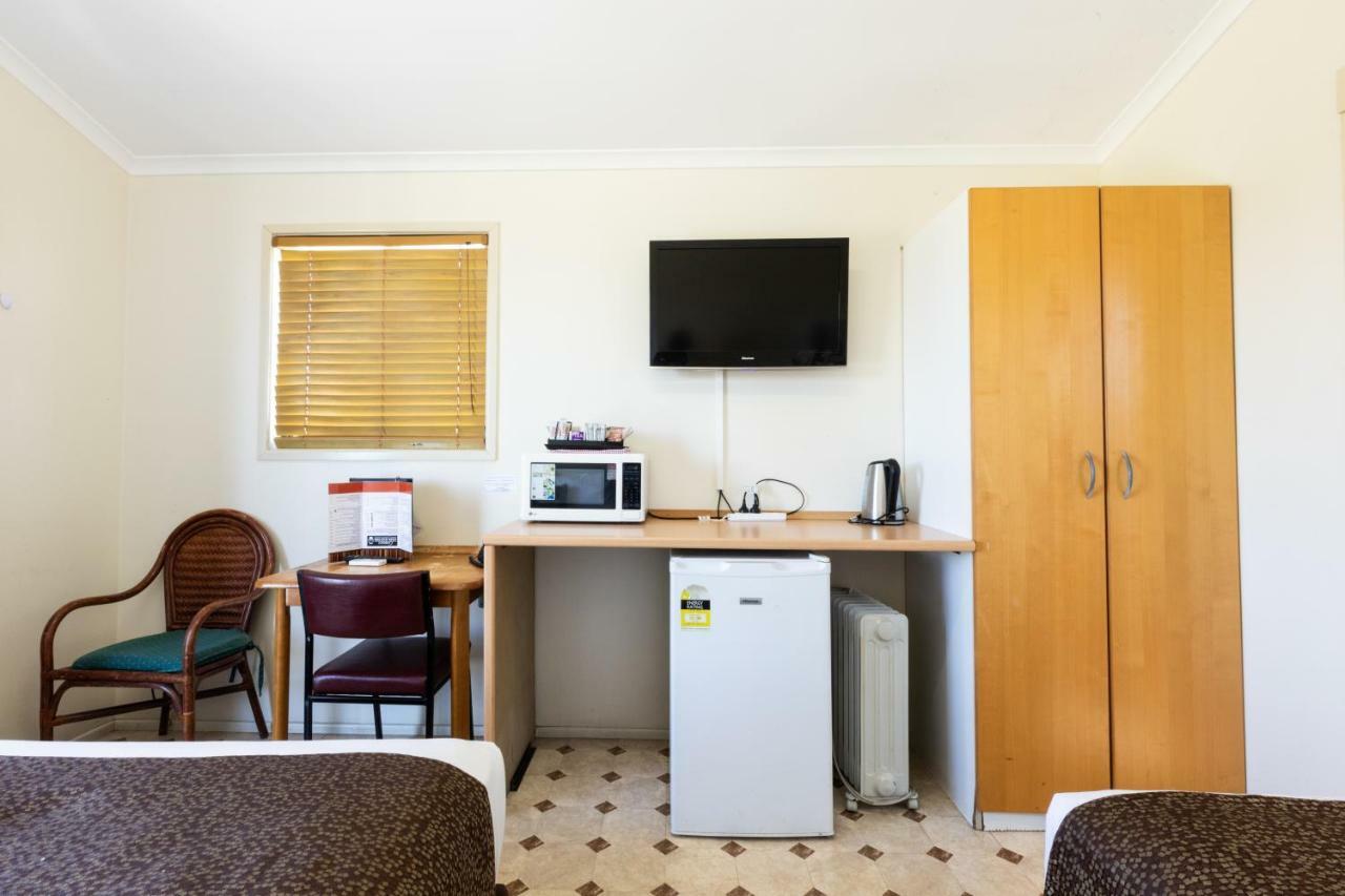 Hotel Settlers Biloela Buitenkant foto