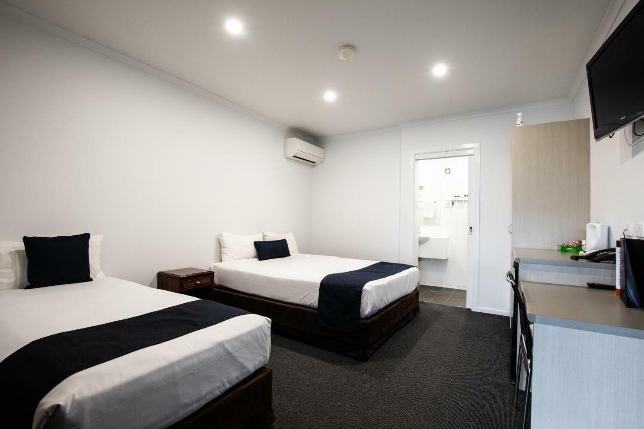Hotel Settlers Biloela Buitenkant foto